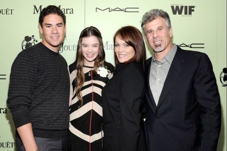 Why Fans Care About Hailee Steinfeld’s Parents